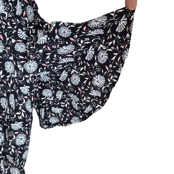 Loft Women's Floral V Neck And Back Elastic Waist Bell Sleeve Romper Size 4 - Picture 5 of 6